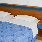 Hotel Ano Kampos *