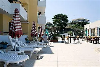 Hotel Ano Kampos *