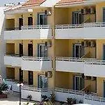 Hotel Ano Kampos *